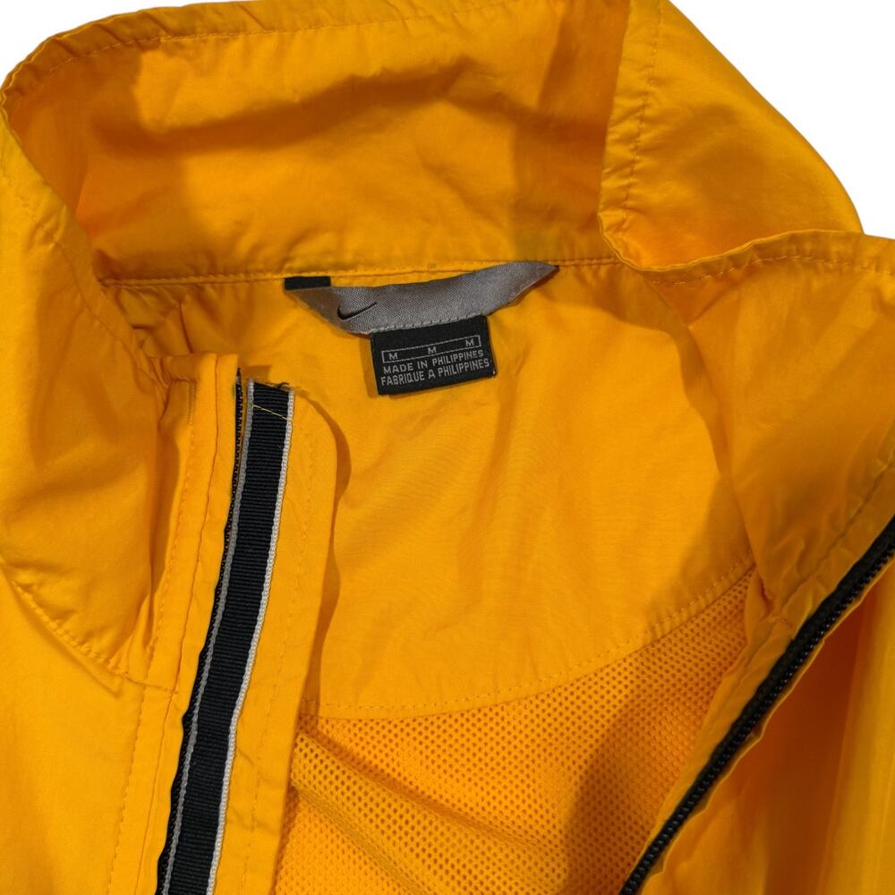 Vintage Nike Yellow Windbreaker Jacket Mens Medium ZipMesh Lined Y2K Outdoor - Picture 2 of 7
